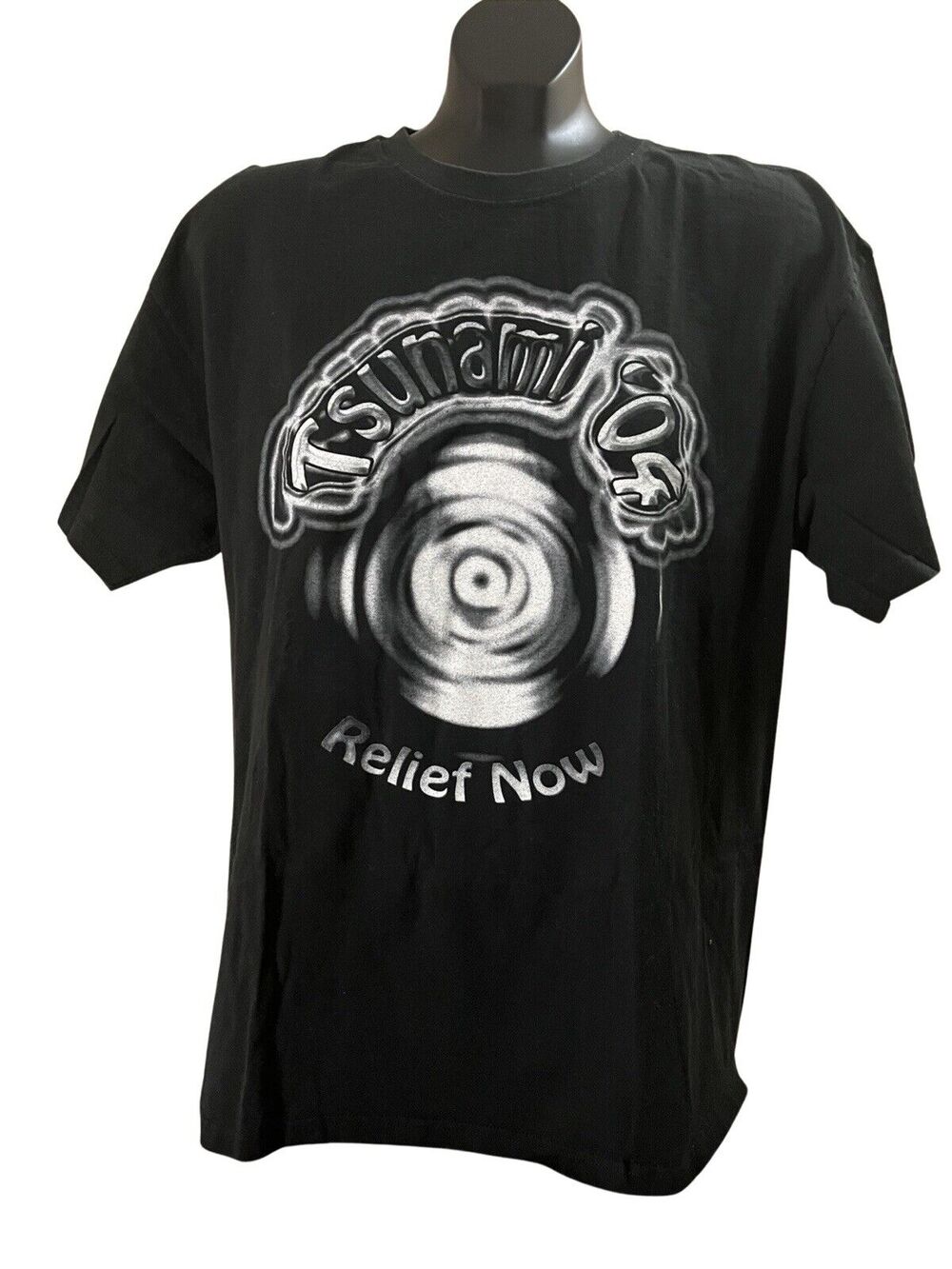 Vintage 2004 Tsunami Relief Now Black Tee Hanes Large
